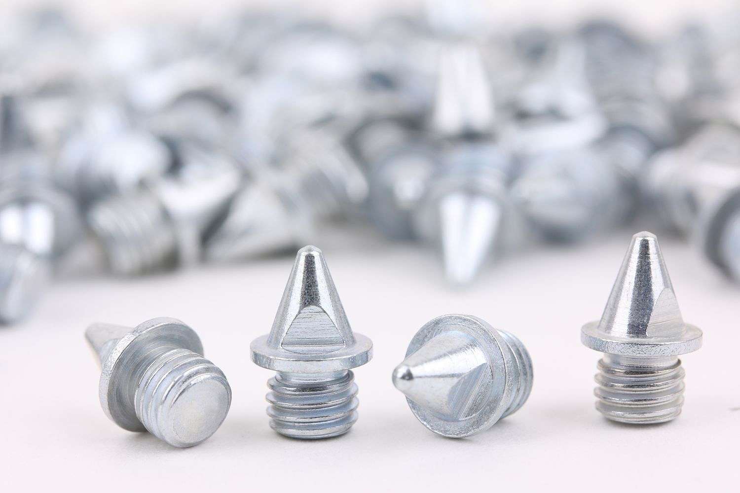 Sport-Thieme Dornen für Spikes, Pyramidenform, 6 mm Unkategorisiert online kaufen