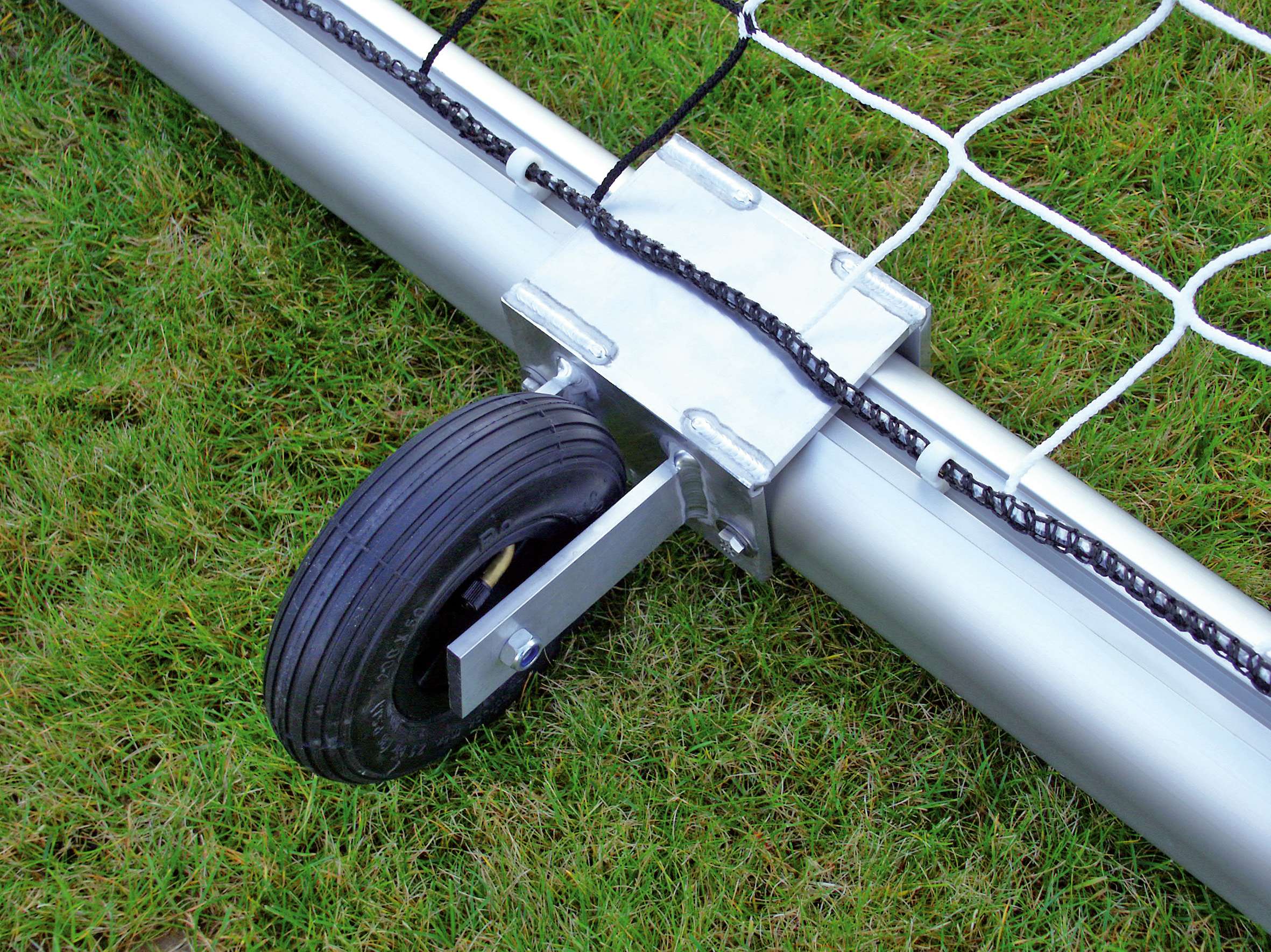 Transportrollen für freistehende Tore, Quadratprofil 80/80 mm, Profilnut tiefer liegend Unkategorisiert online kaufen